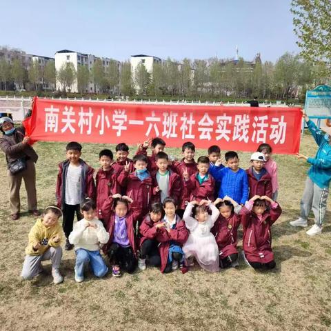 春暖花开迎希望，疫消霾散踏青时