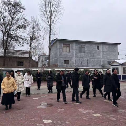 交流学习促提升 互学互鉴同进步—欢迎杨集乡兄弟学校到我校进行交流活动