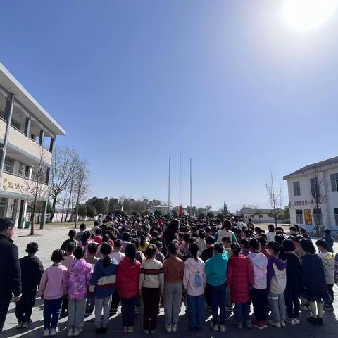 期末表彰树榜样，砥砺拼搏再起航——三市镇爽口中心小学2022年下期期末表彰大会