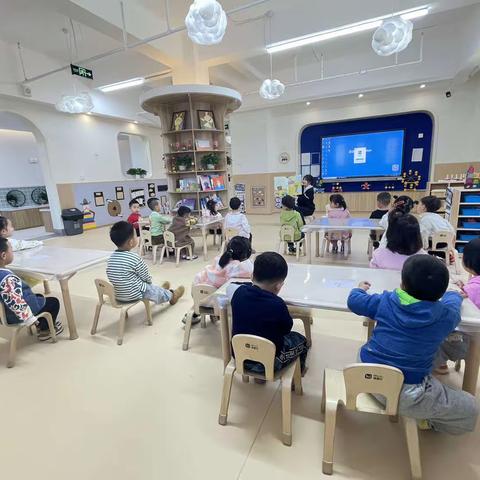 小美好时光机——浑南第八小学幼儿园（万达园）小一班☀️