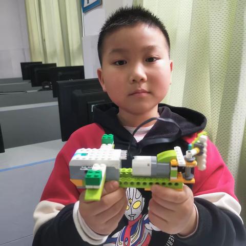 2023年春季白鹤学校乐高机器人社团
