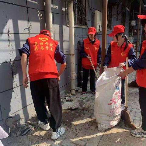 文明引领学雷锋 ，清洁家园我先行