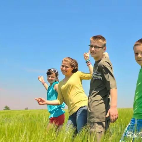 【湖畔园】卓艺湖畔幼儿园苗班级自然生态🌿《树叶烤串》