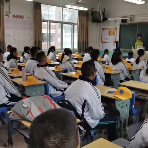 天地间放飞自我，研学中震撼成长——鸿图中学七年（7）班研学之旅