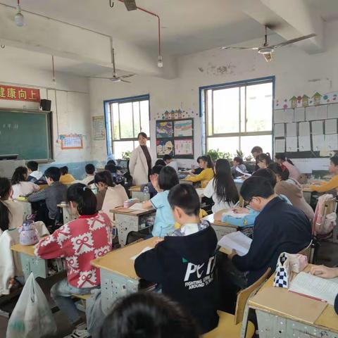 视导活动促成长，专家引领明方向—2023年上期皇图岭镇中心小学迎攸县教研室课堂专题视导活动