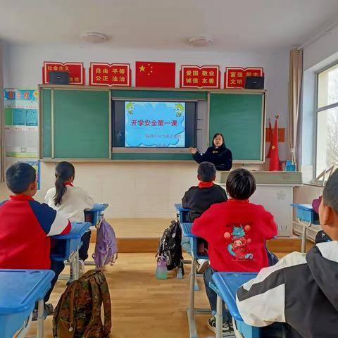 消防演练，防患未“燃”——畲江中学消防演练