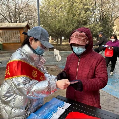 鄂尔多斯银行乌海甘德尔支行开展“315”消费者权益保护宣传工作