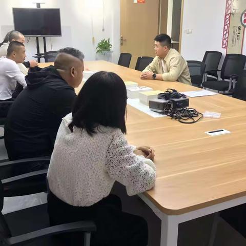 “坚守初心，永葆本色”德兴社区召开退役军人公益岗座谈会