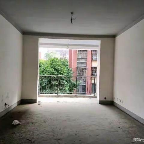 🌟急售金顿小镇清水3室2厅1卫，产权94平方，最美楼层南北朝向，户型方正，售价55.8万，看房热线: