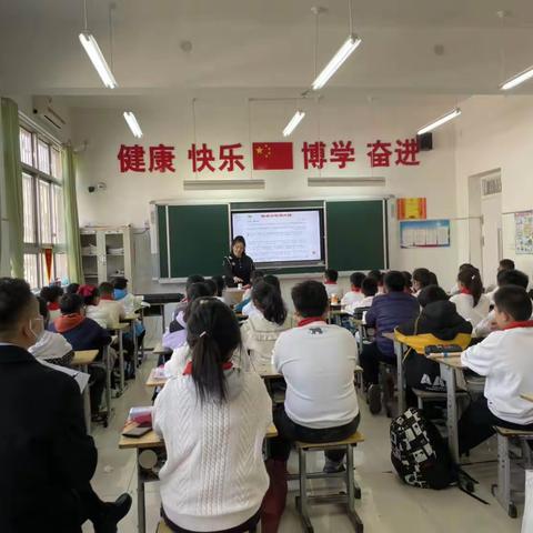 “音”为有你，“乐”精彩——龙泉街道安居小学举行音乐示范课暨学生音乐核心素养提升培训活动