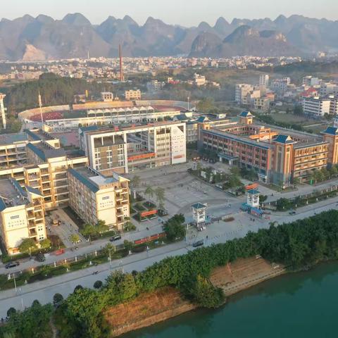 学雷锋精神 展志愿风采 树文明新风