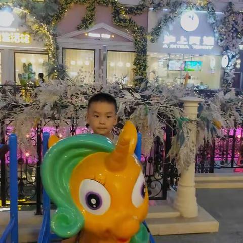 孩子自己一个人讲的故事