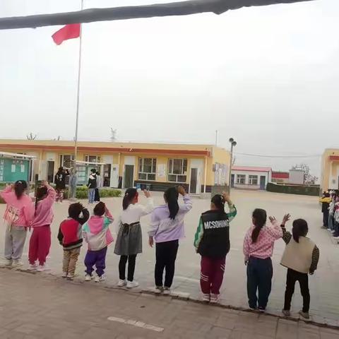 张家庄幼儿园幼小衔接活动——探秘小学，快乐成长