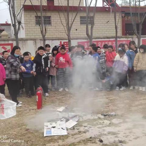 “防火演练，防患于未燃”—繁城回族镇韦寺学校防火应急疏散演练活动