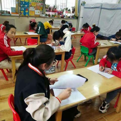 主题阳光幼儿园“护幼成长，技能提升”保育教师技能比赛活动