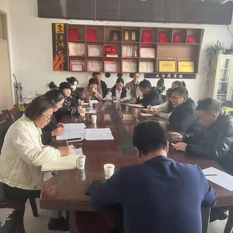 凝聚包联合力，助推教学发展——扎兰屯市教育教学质量提升工作包联组深入大河湾镇学校检查指导教育教学工作