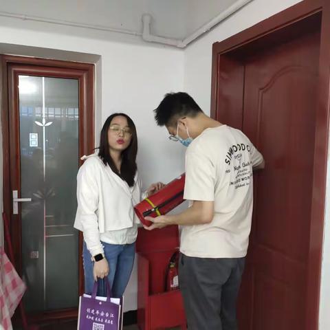 利嘉城社区开展“两节”前夕长者食堂消防与食品安全检查