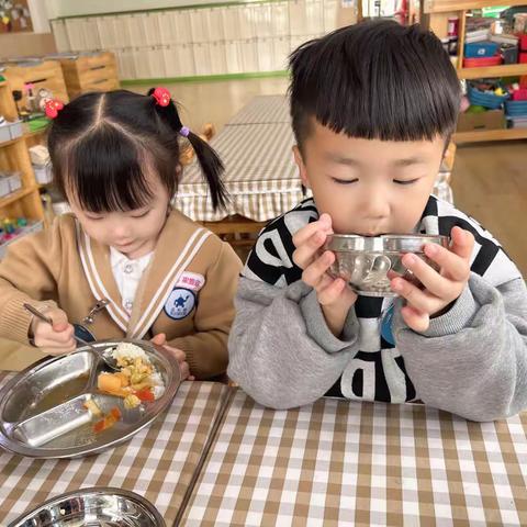 小一班第九周活动剪影