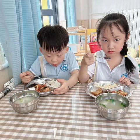 大一班第二周活动剪影