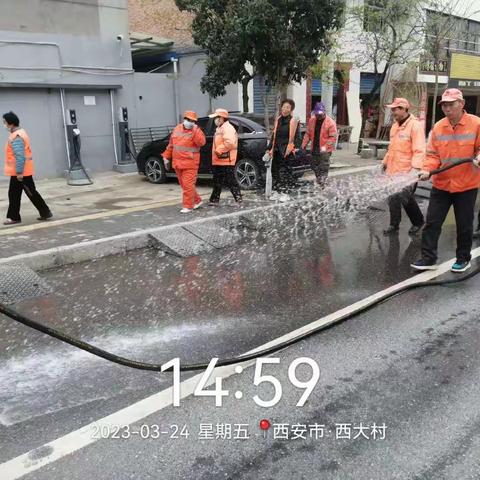 擦亮环境 扮靓东大—东大街道开展雨后环境卫生综合整治