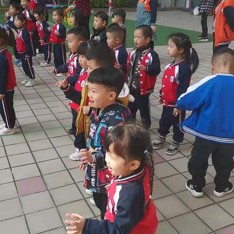 奥源幼儿园小四班第十周风采