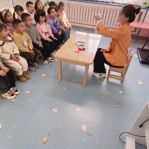 让我们走进童心世界——梨树县第三幼儿园大二班