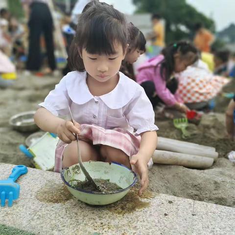 转龙幼儿园大一班第十四周精彩瞬间