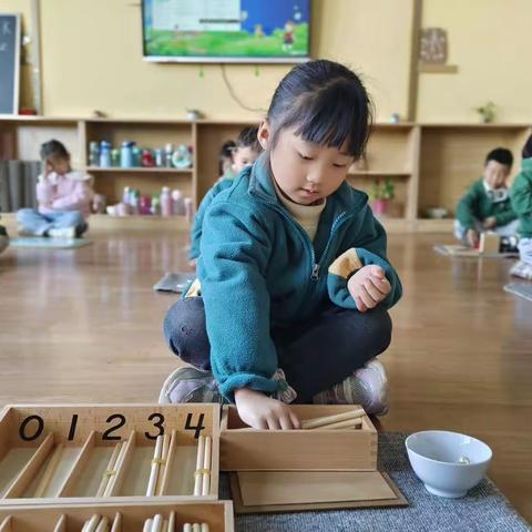 曲靖市麒麟区清华苗幼儿园朵朵一班［2023.3.18］美篇分享