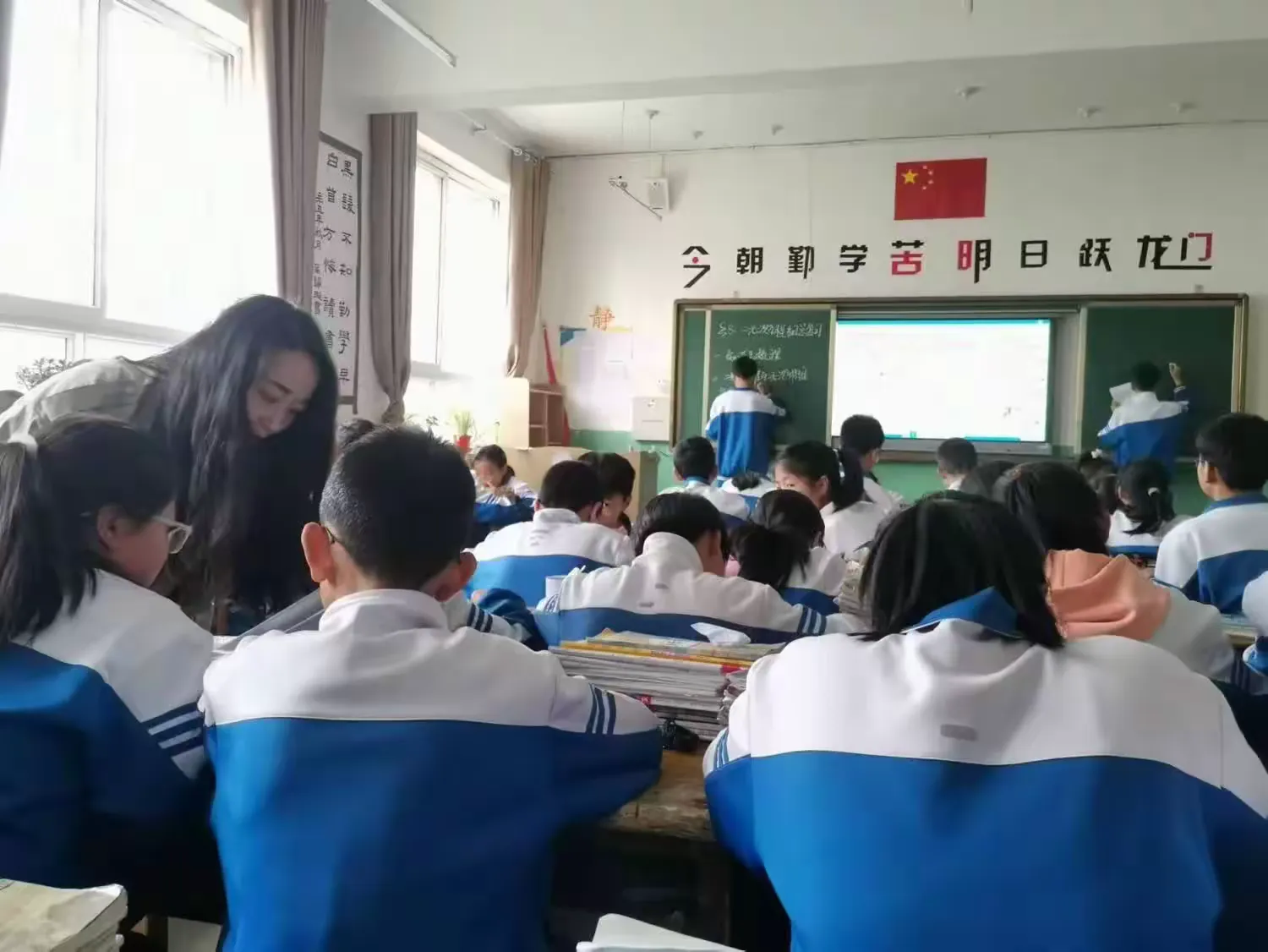 简篇-【“三抓三促”在行动】赛技能 展风采 互学习 共成长——礼县第六中学七年级教师教学技能大赛