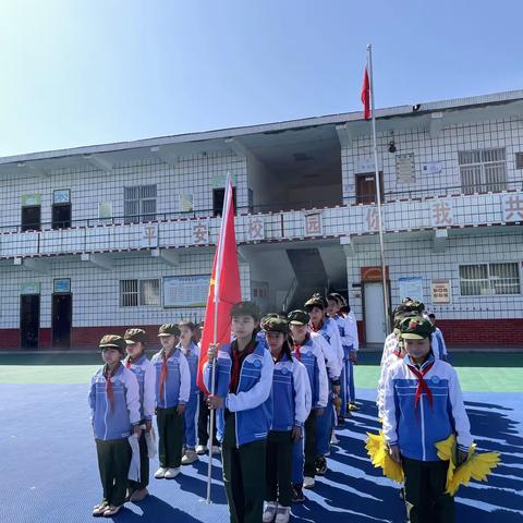 雷锋精神伴我行 敬老爱老我先行——赤山镇高兰小学“学雷锋”活动纪实