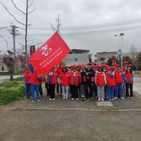 “爱心传递，情满莲城”荷塘乡万里村关爱困境儿童服务活动