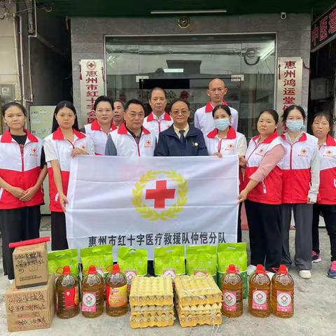 关爱残疾老人，为他们送温暖