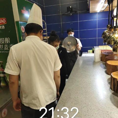 长安万达店3.21号凉菜，热菜，刨肉，水饺，炸串，餐台，餐区，洗碗间，后通道，收尾检查