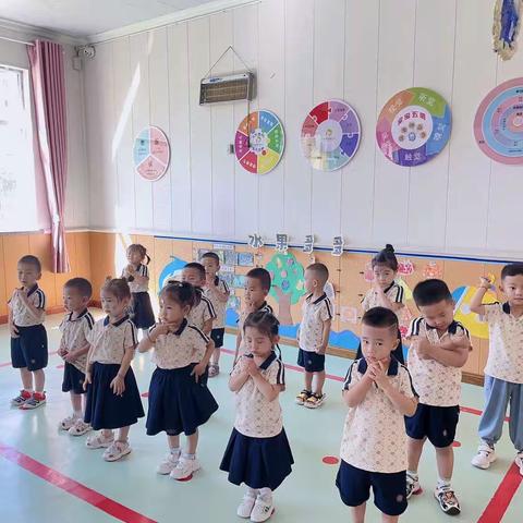 🌸武乡县紫丹幼儿园🌸🍀豆豆班🍀【与爱同行，快乐成长】期末汇报表演