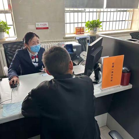 巴州轮台支行打造“工行驿站+社保卡”金融服务平台