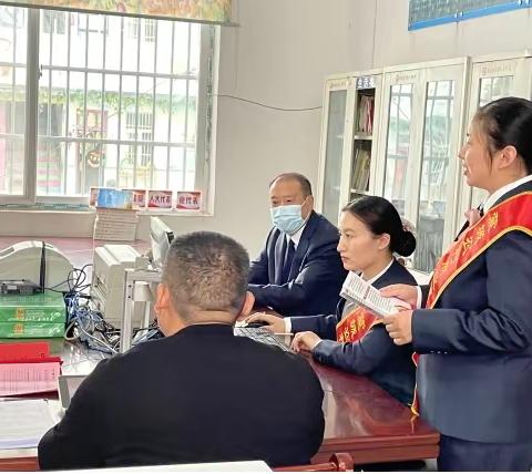 漆园支行开展“警惕网络洗钱陷阱，增强反洗钱意识”宣传活动