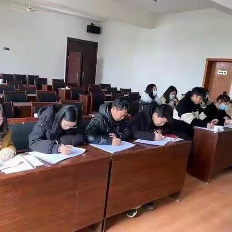 花亭街道到村任职大学生系列篇-脚踏实地 书写青春答卷