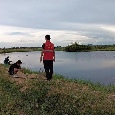 加强昌化江河湾巡查工作、确保网格平安