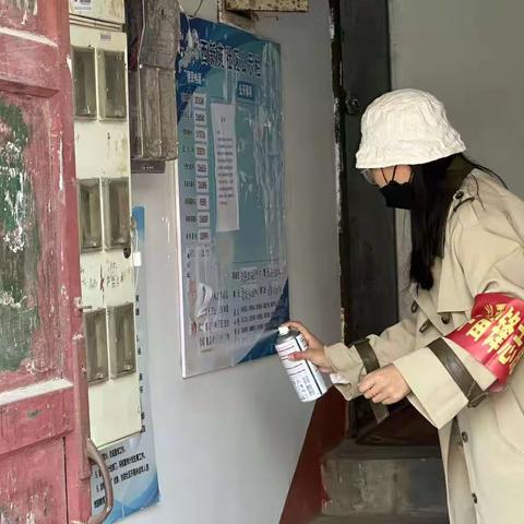 西新苑社区开展“志愿劳动，环境卫生清理活动”