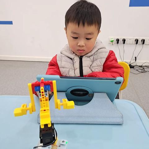 张嘉罗的AI之旅