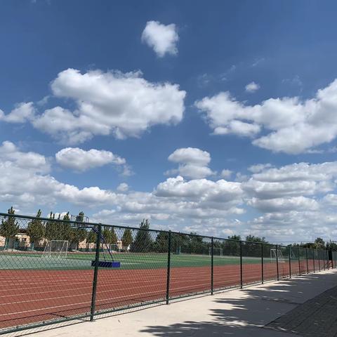 以研促教，教研相长--孙堡营中心小学语文课堂节活动