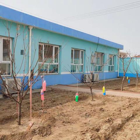 体验种植，感受快乐——里堡寨幼儿园春季种植活动