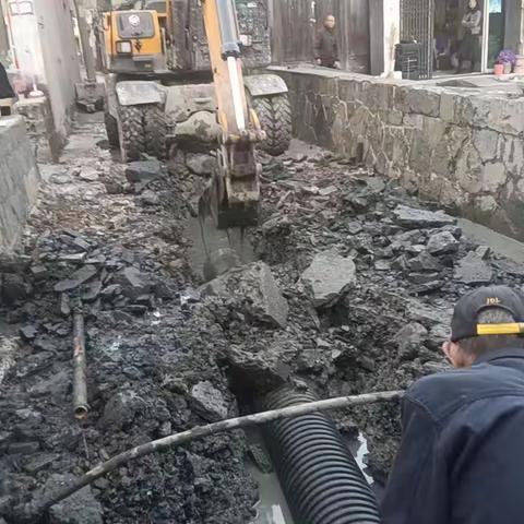 金凤社区金后居民道路整修