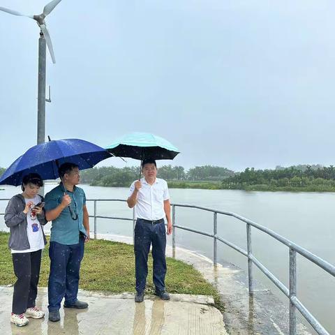 伍扶民到石沟溪巡河巡库