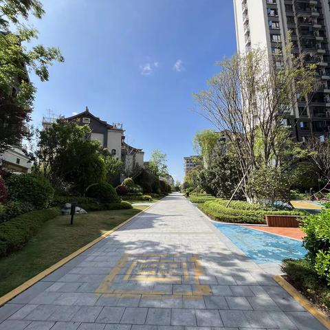 ❤️云梦州，136万洋房4/2/2一梯两户，总高4层，开间4米5产权114，带小平台☎️613007