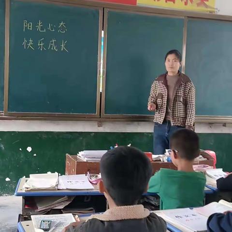 爱心传递，情暖校园——小侯大王小学