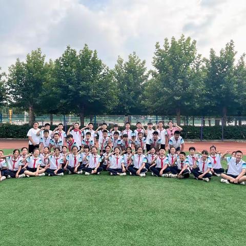 向阳而生 幸福绽放💗贾镇中心小学六年级5班