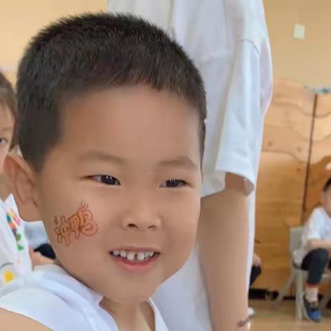 孙子幼儿园的运动会(王睿岩23号)