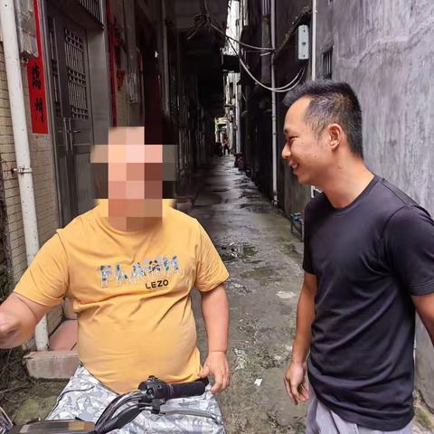 博爱街道新风里社区开展2023年上半年社会面吸毒人员风险评估走访工作