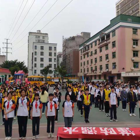 普宁市蓝翔学校2023年春防溺水安全教育暨警示大会